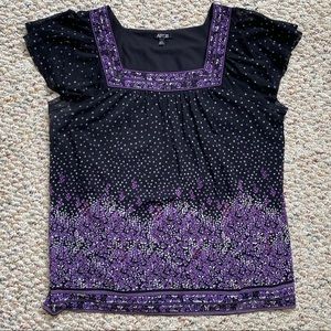 Black short sleeve floral top size XL